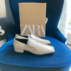 NWT-Zara-beige flat shoes, comfort and style